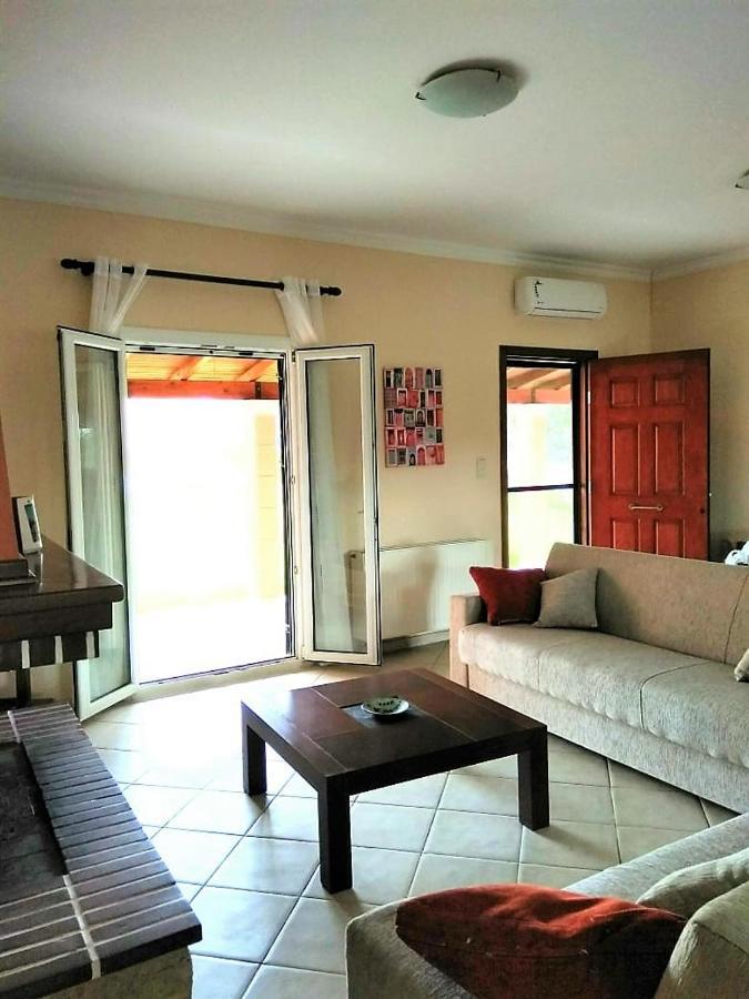 Lonelia'S Family Homes Λευκίμμη Εξωτερικό φωτογραφία
