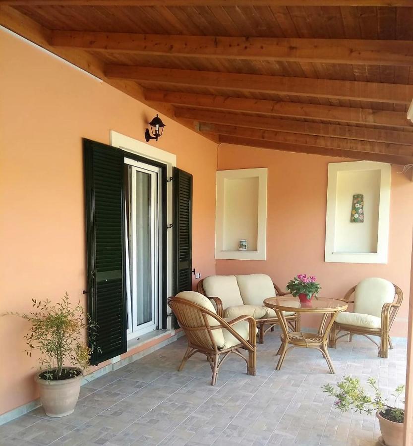 Lonelia'S Family Homes Λευκίμμη Εξωτερικό φωτογραφία