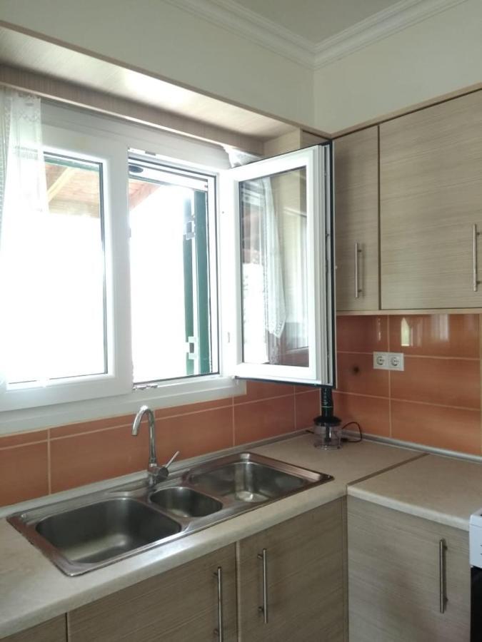 Lonelia'S Family Homes Λευκίμμη Εξωτερικό φωτογραφία